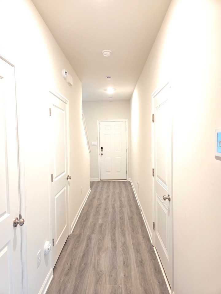 3 Reagan Dr - Photo 6 of 17