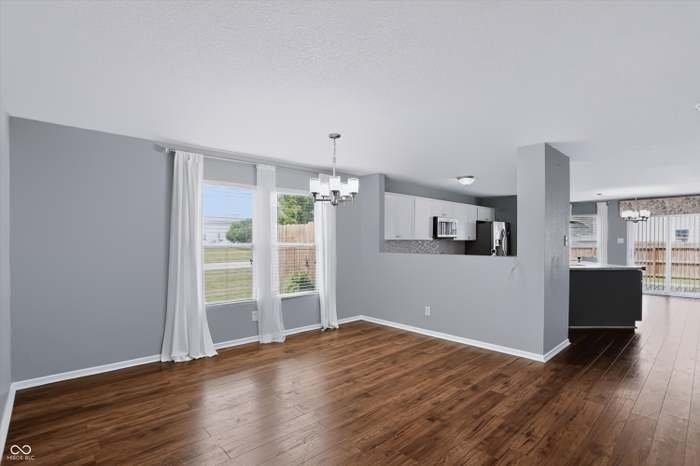 8010 Barry Rd - Photo 2 of 19