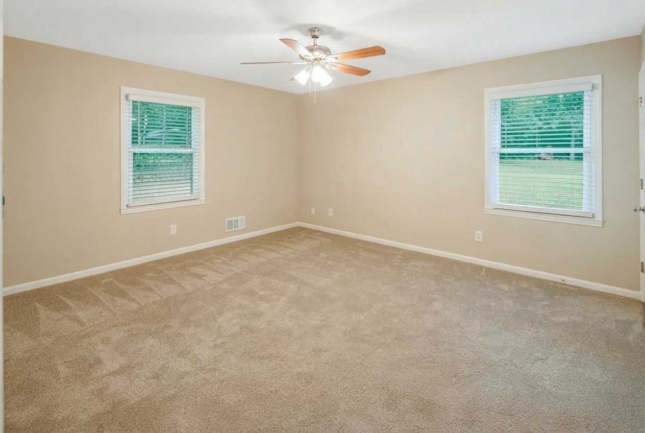 3917 Amsbury Rd - Photo 2 of 13