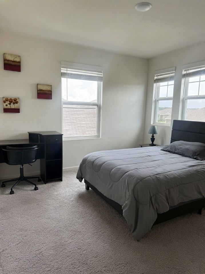 21655 Cottage Ln - Photo 5 of 20