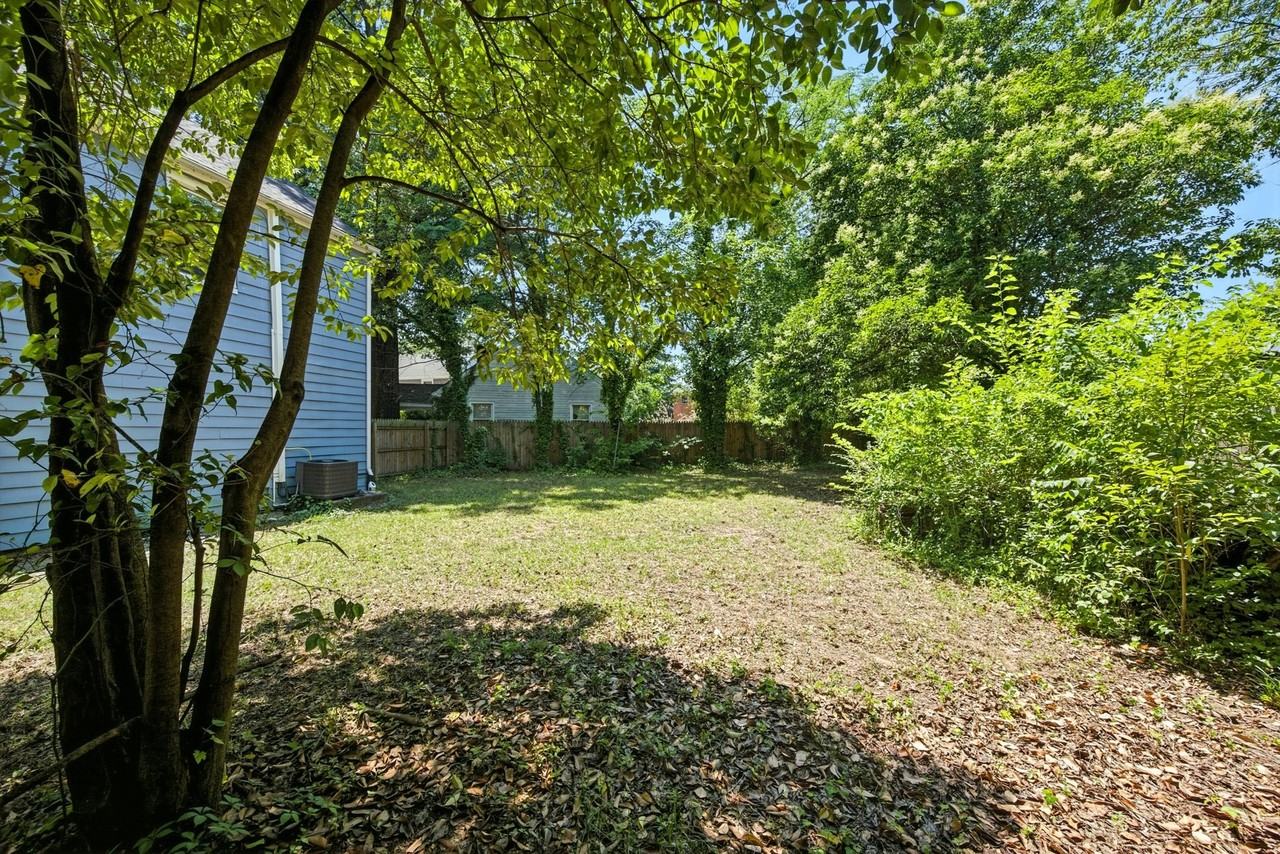 819 19th Pl - Photo 4 of 15