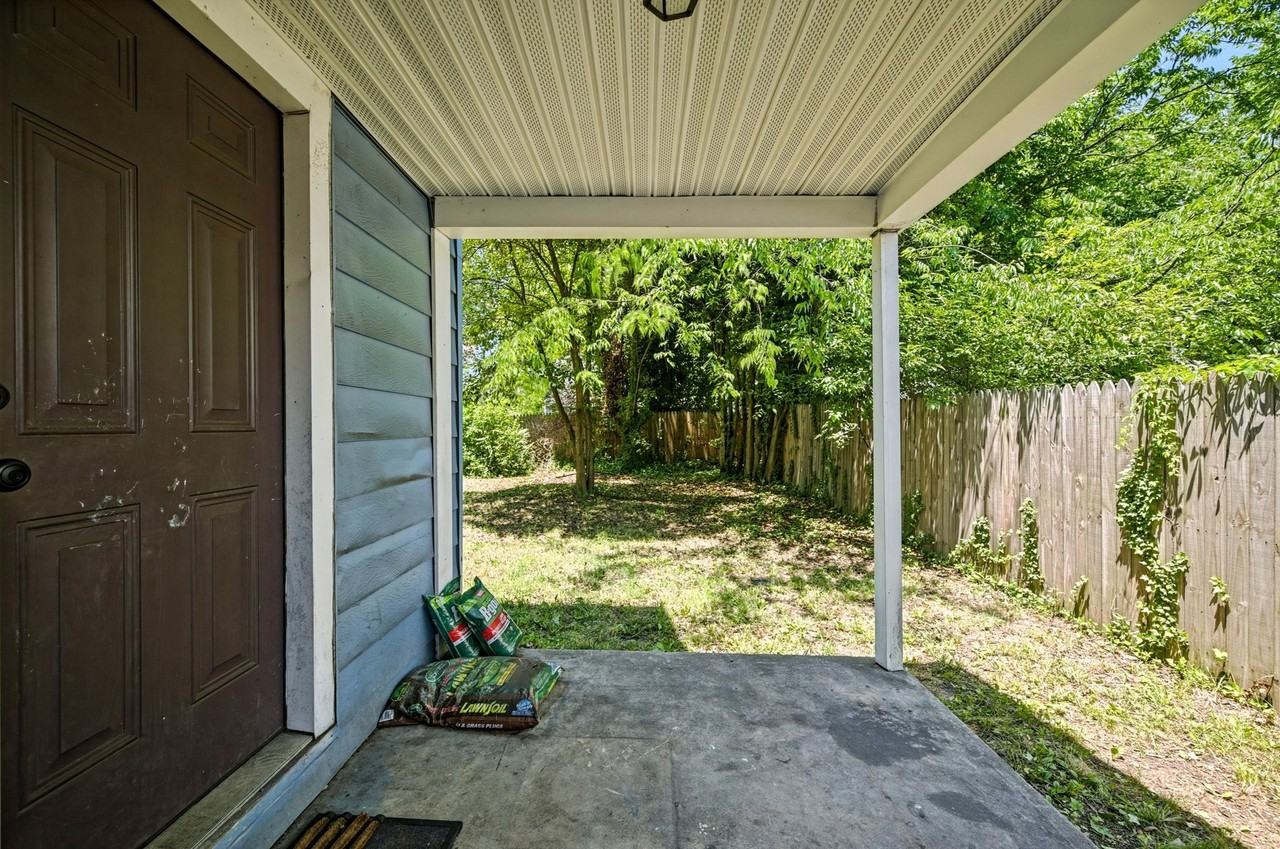 819 19th Pl - Photo 5 of 15