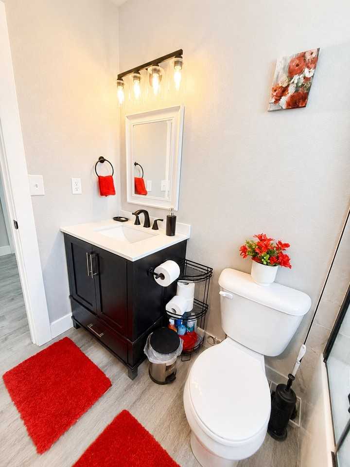 4306 Axtell St S #1 - Photo 6 of 12