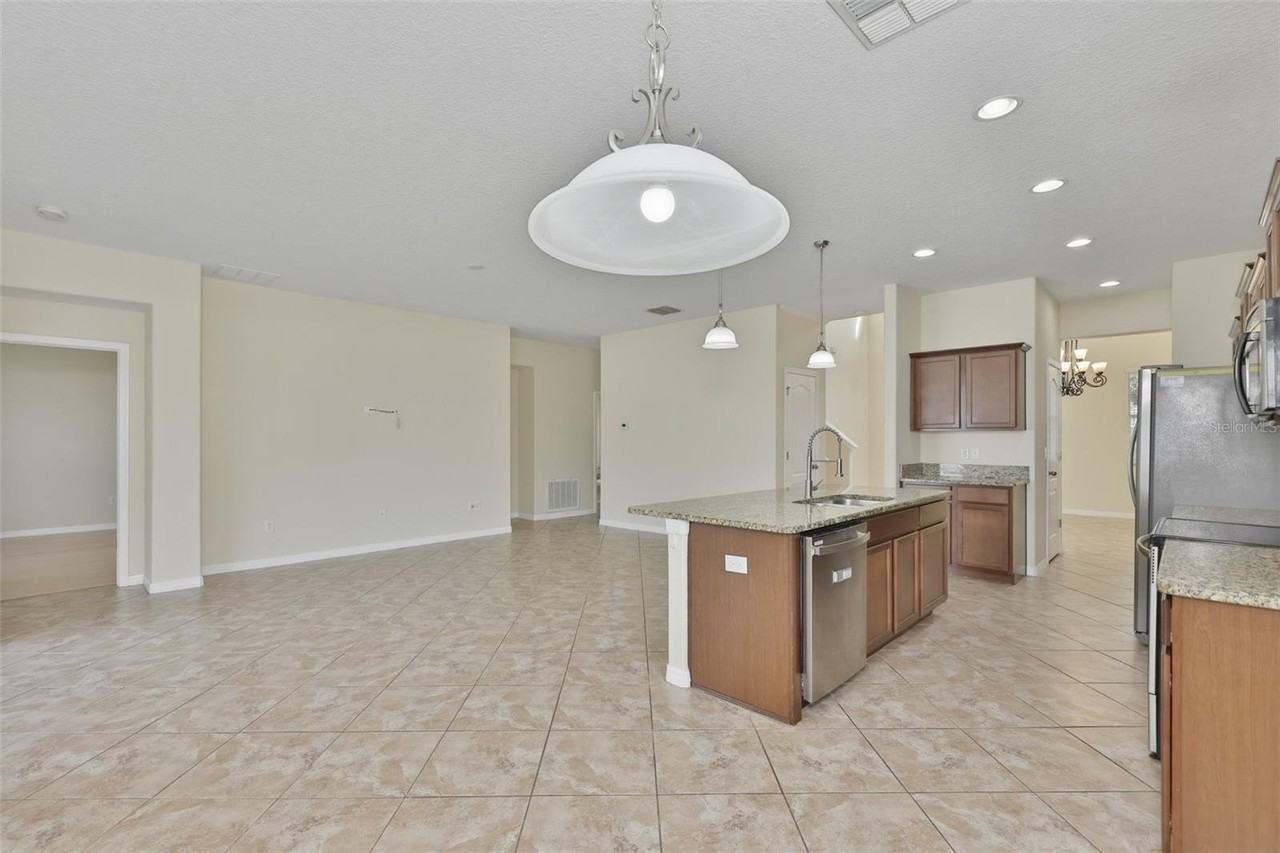 10811 Kirkwall Port Dr - Photo 3 of 5