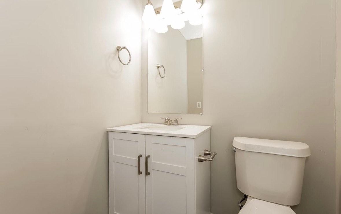 10231 Woodland Entry - Photo 2 of 9