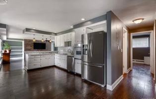 featured image of 858 Wehrle Dr #1