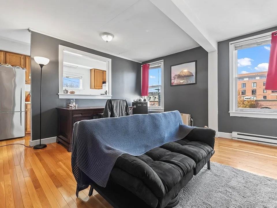 58 Portland St #109 - Photo 4 of 19