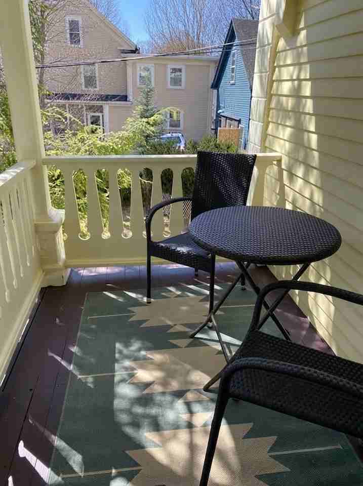 315 Main St - Photo 4 of 13