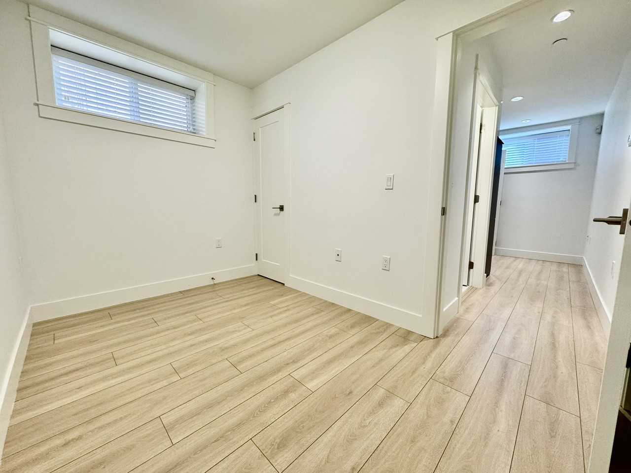 3174 Turner St - Photo 2 of 4