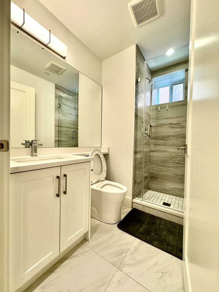 3174 Turner St - Photo 3 of 4