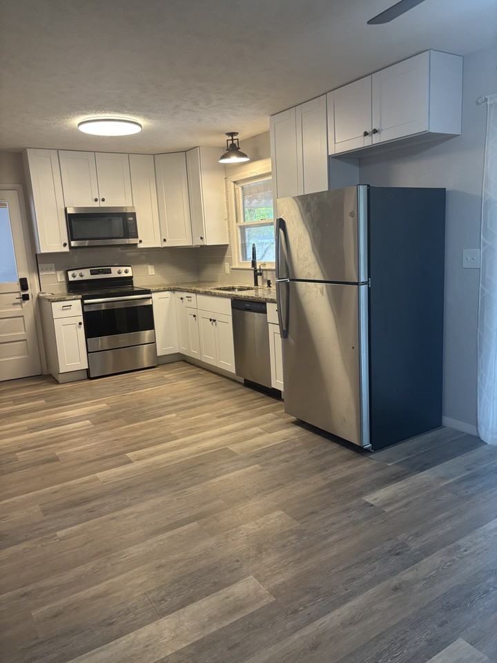 936 Waverly Rd #NA - Photo 5 of 29
