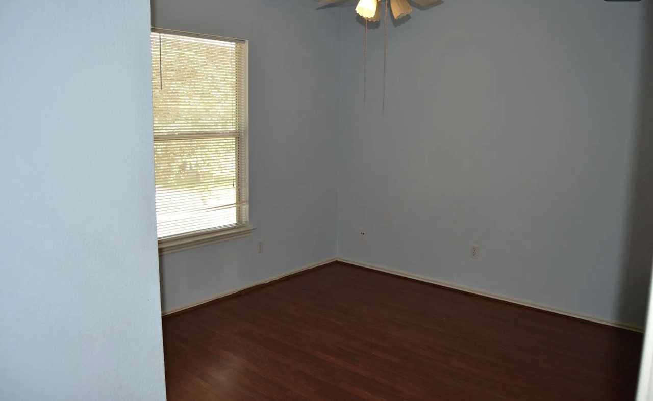 10639 Marshitahs Way #NA - Photo 3 of 11