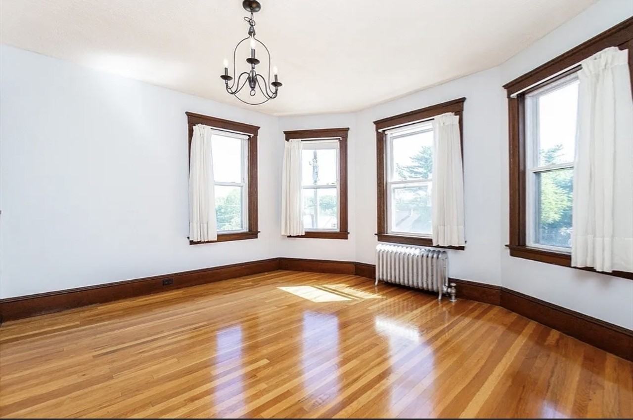 541 S Broadway #2 - Photo 3 of 13