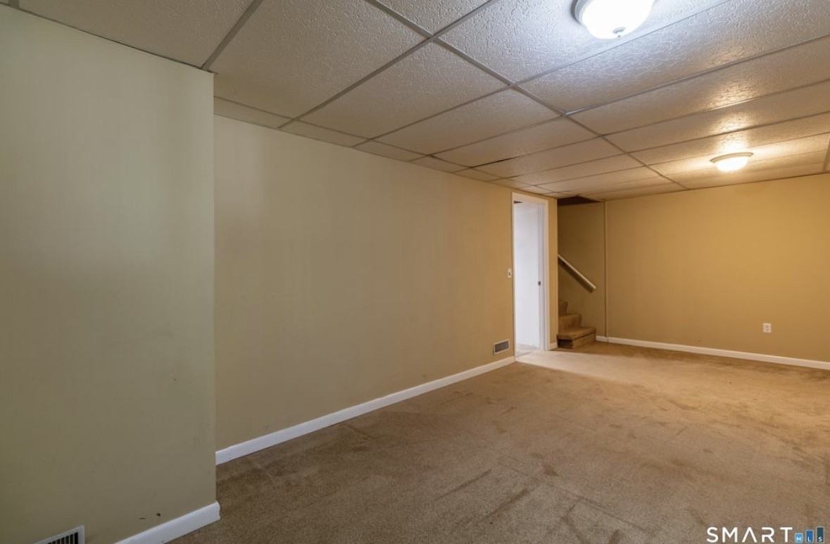 3 Dutton Place Way #3 - Photo 5 of 24