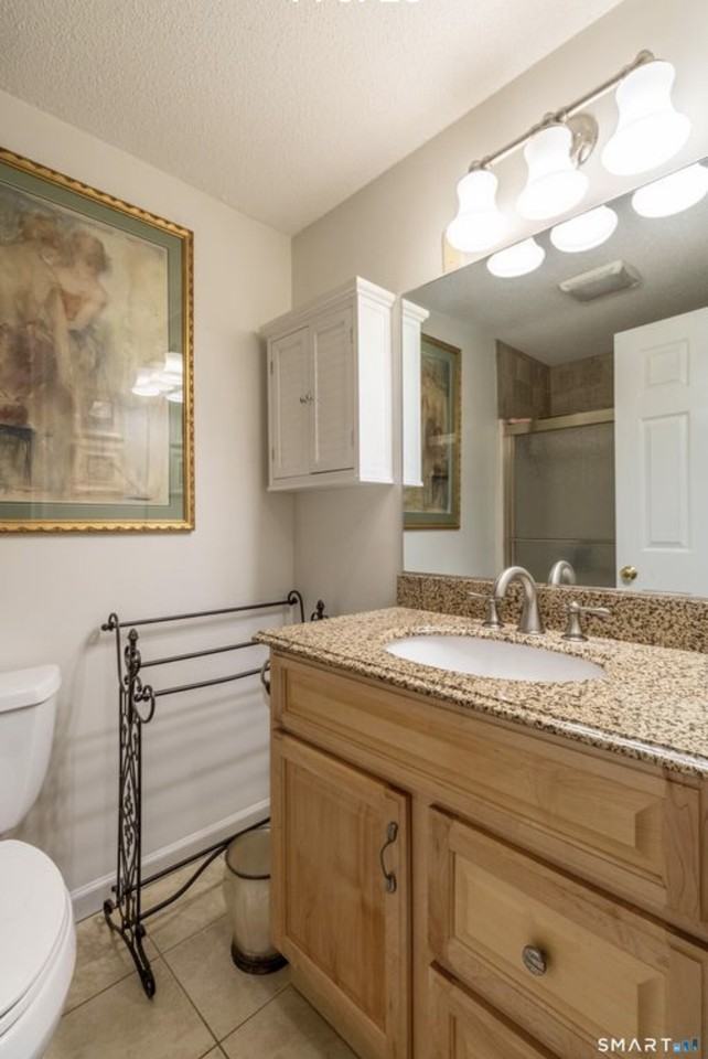 3 Dutton Place Way #3 - Photo 6 of 24