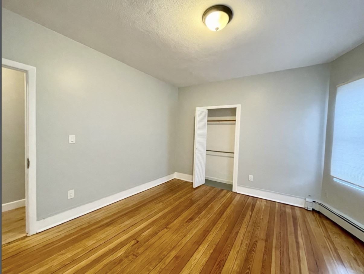 227 Talbot Ave #3 - Photo 6 of 6