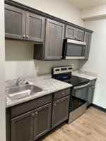 featured image of 122 W 8th St #8