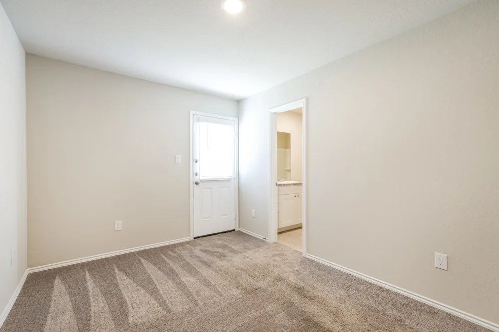 4222 Southton Lk #NA - Photo 3 of 7