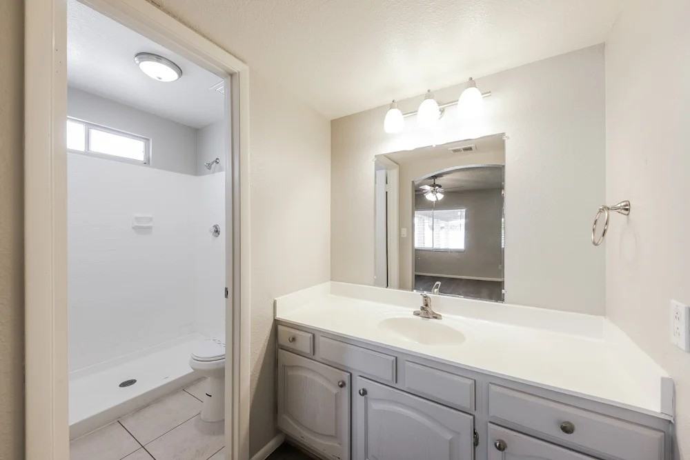 5838 W Mary Jane Ln #NA - Photo 2 of 8