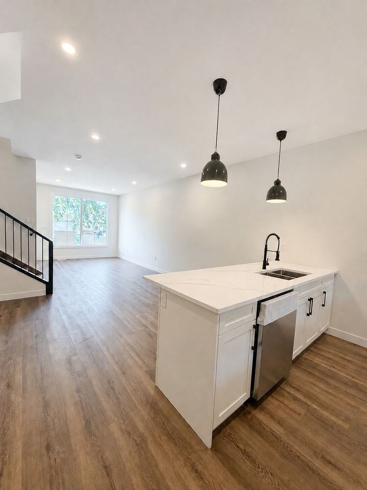 15024 89 Ave Nw - Photo 5 of 29