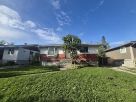 featured image of 720 55 Ave Sw