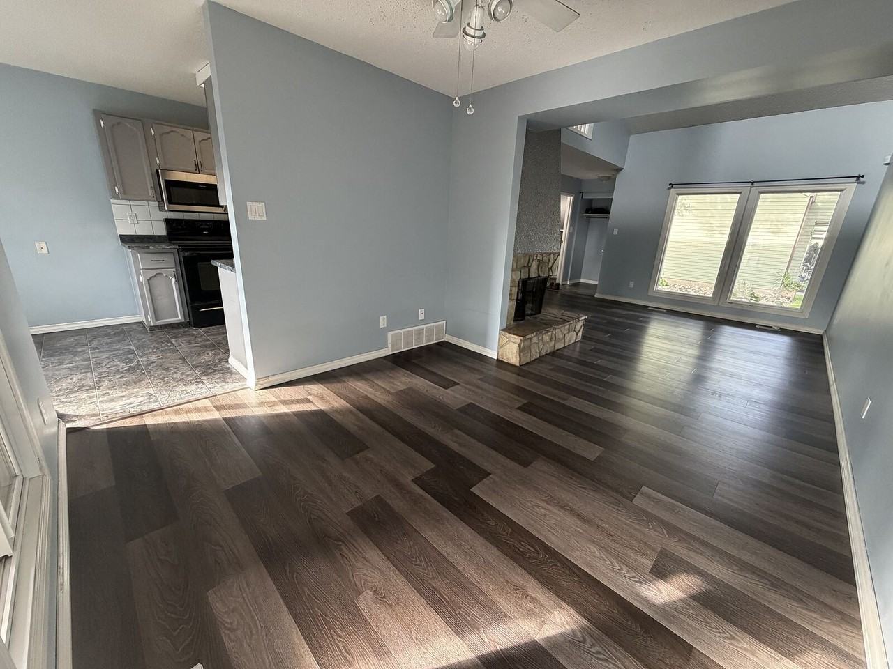 5435 Hill View Cres Nw - Photo 4 of 14