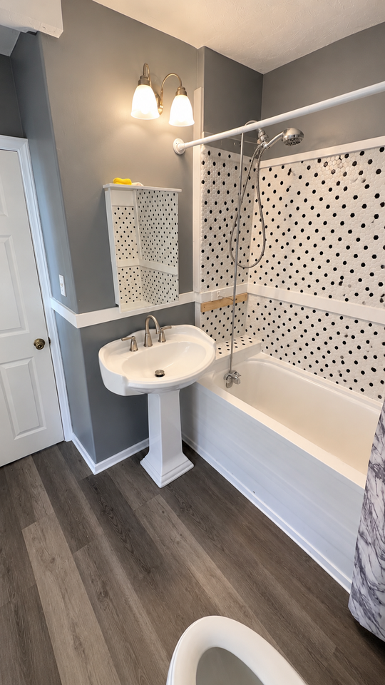 60 Grove St #1 - Photo 6 of 10