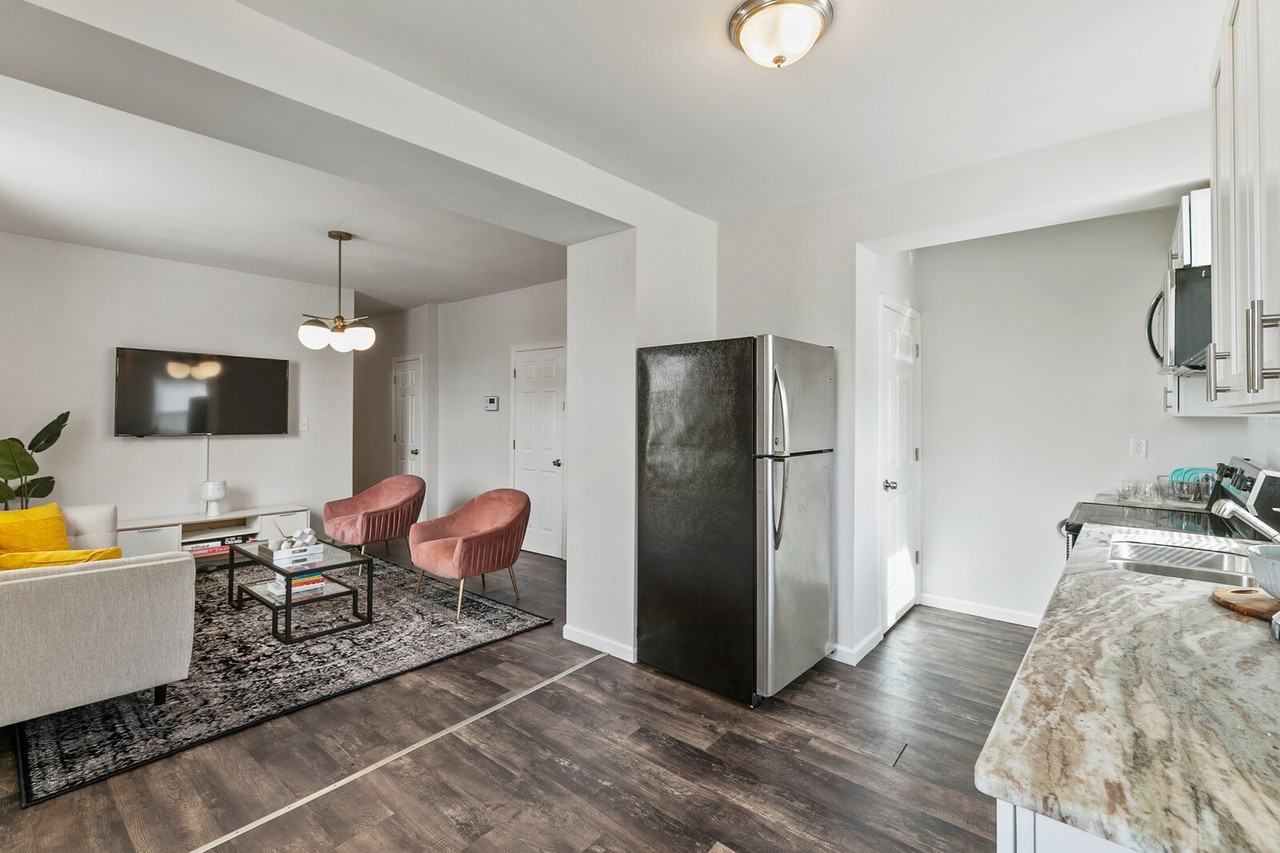 322 West St #A - Photo 6 of 18