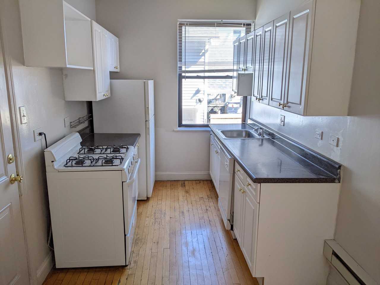 1313 Oak Avenue #1321-B2 - Photo 3 of 7