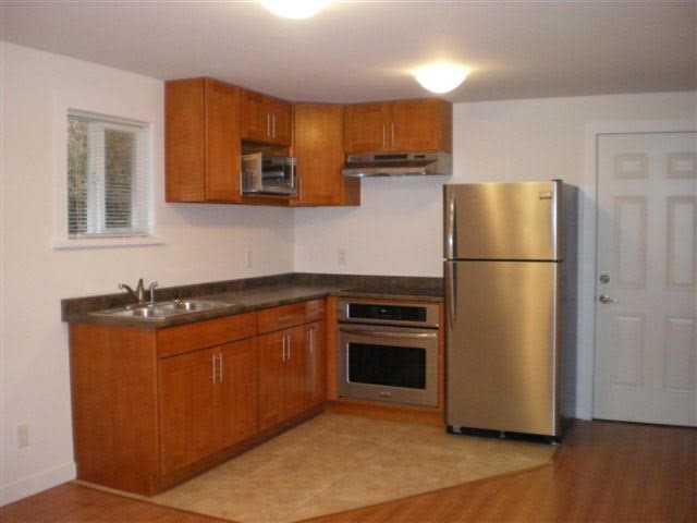 3230 Brookridge Drive - Photo 4 of 12