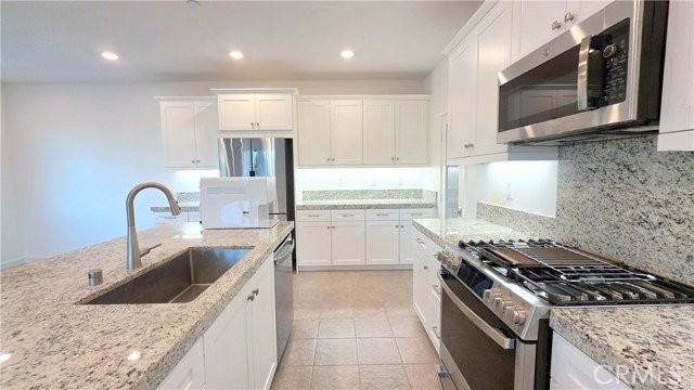223 Carmona - Photo 4 of 8