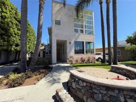 featured image of 159 W Avenida Alessandro