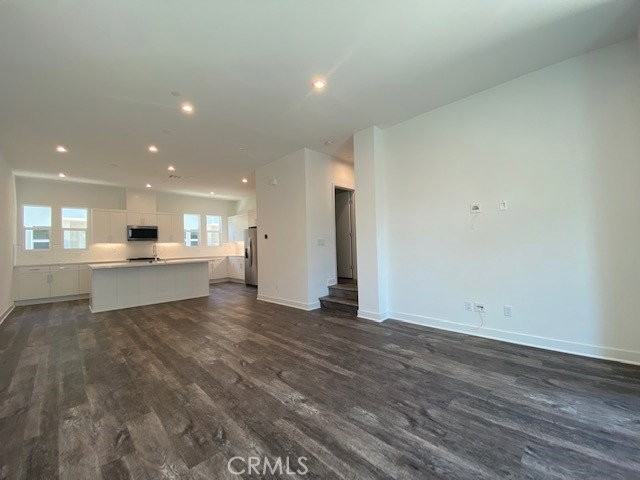 1411 W Cara Dr - Photo 2 of 8