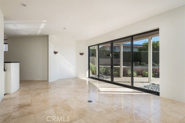 810 Emerald Bay - Photo 5 of 8