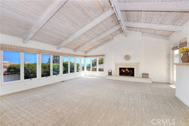 906 Emerald Bay - Photo 3 of 8