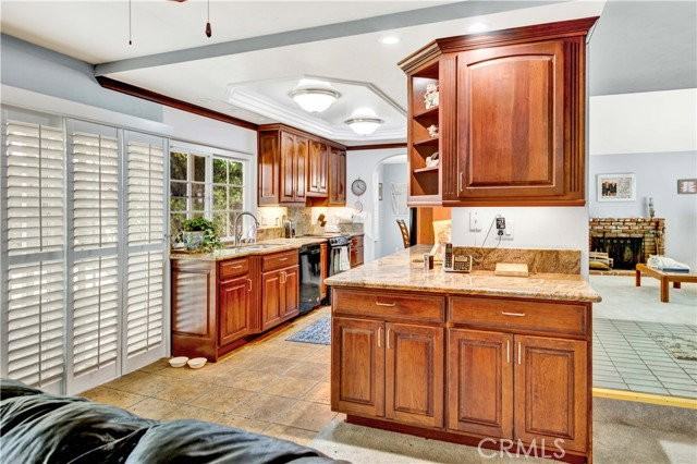 17455 Winemast St - Photo 4 of 8