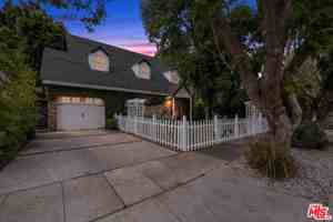 featured image of 4309 Gentry Ave