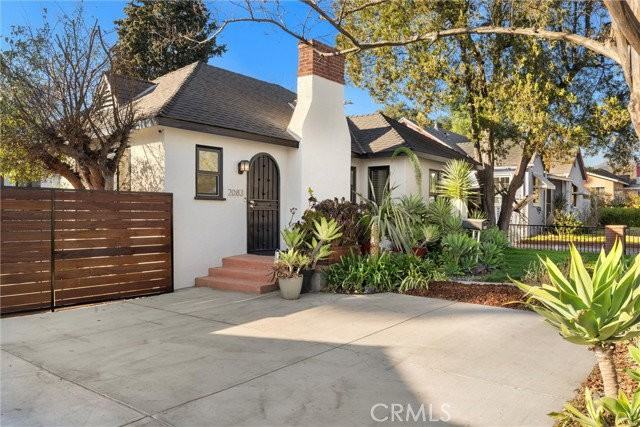 2083 Parnell Way - Photo 3 of 8