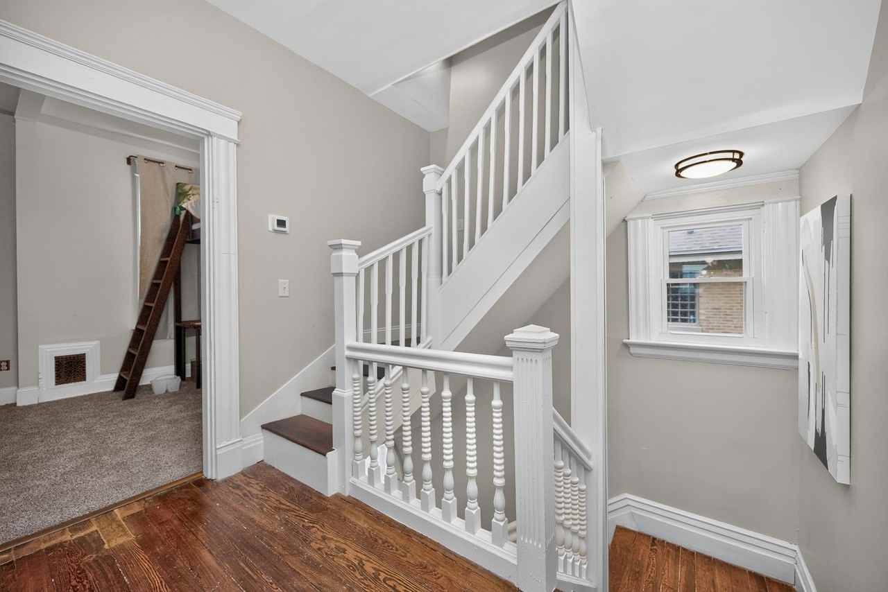 Regent Ave - Photo 5 of 26