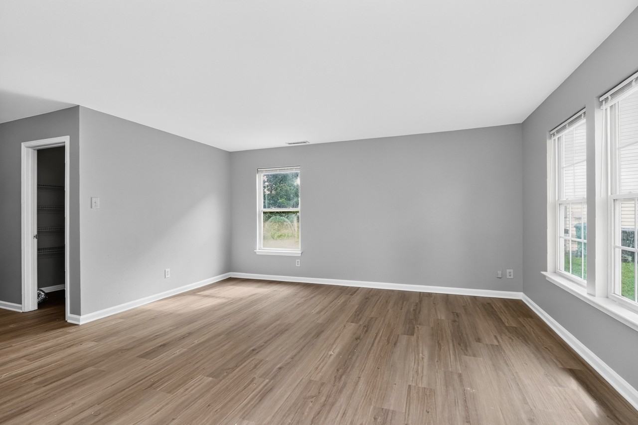 7348 Mitzi Deborah Ln #1 - Photo 7 of 50