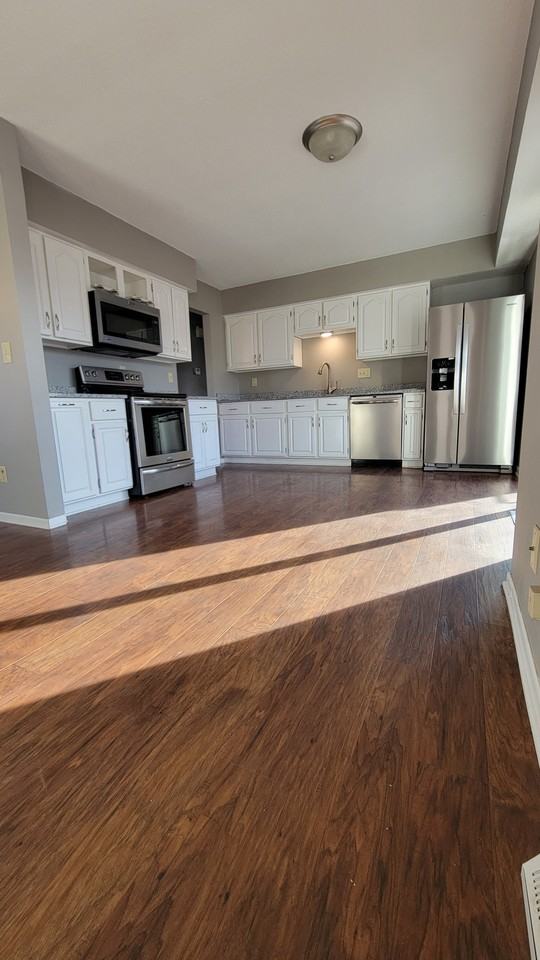 417 Southeast 7th Street - Photo 7 of 24