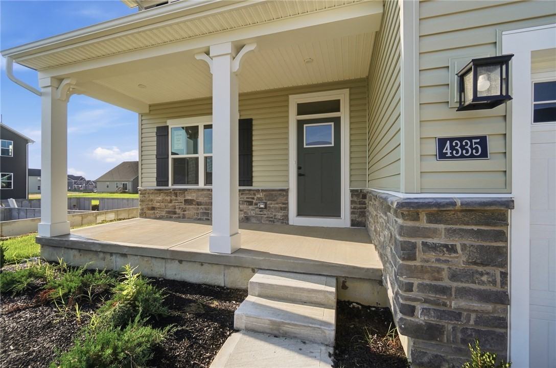 4335 Windflower Dr - Photo 4 of 50