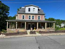 348 N 8th St - Photo 1 of 1