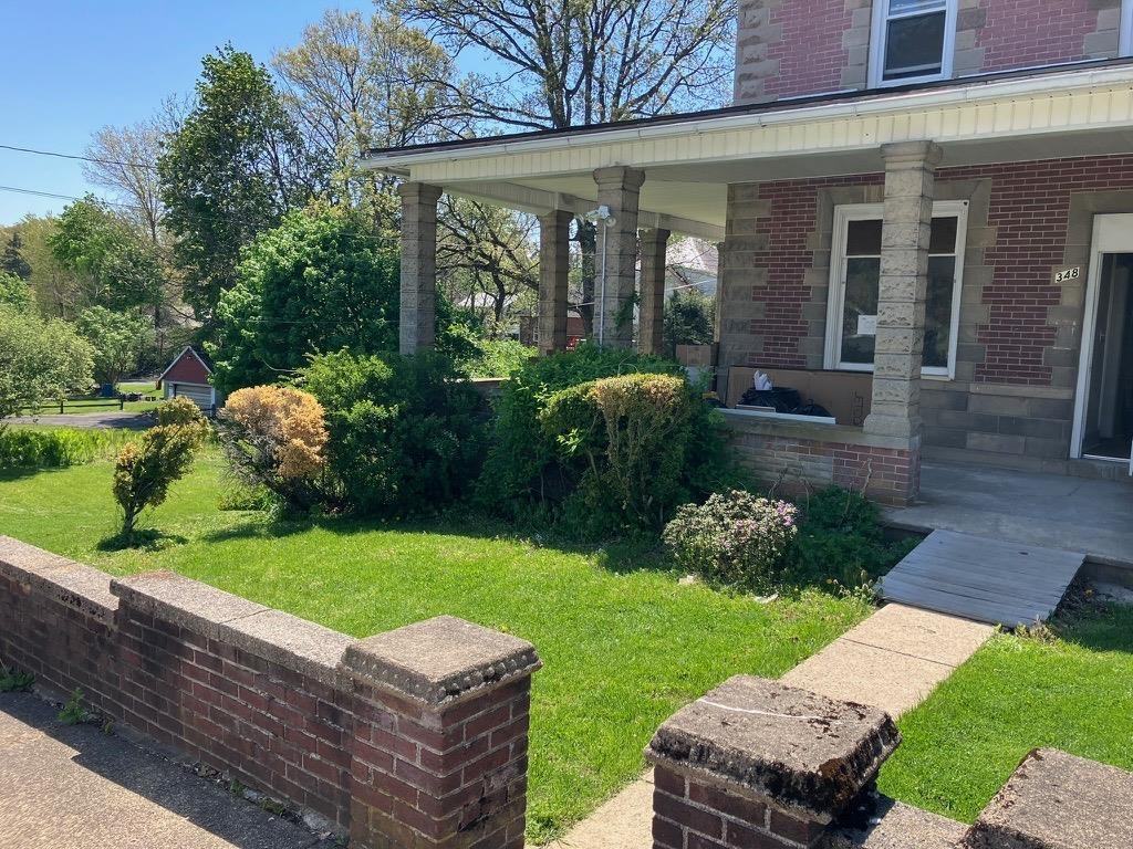 348 N 8th St - Photo 2 of 25