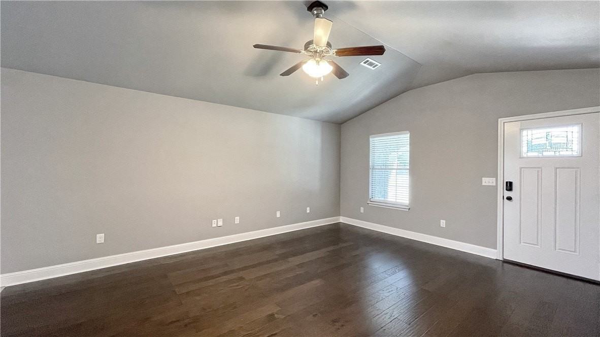 1702 S K Pl - Photo 6 of 40