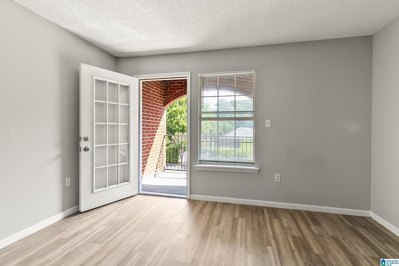2514 Veterans Memorial Pkwy #114 - Photo 3 of 17