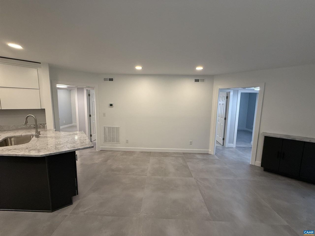2108 Jefferson Park Ave #B - Photo 2 of 19