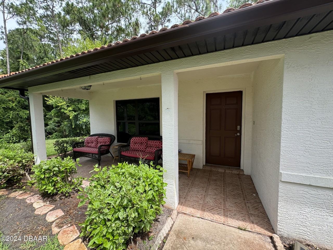 121 Tropic Bird Ct - Photo 2 of 19