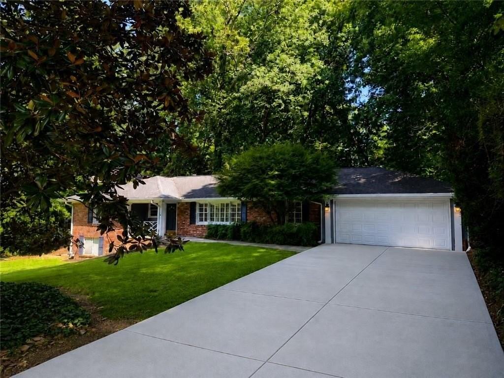 6651 Castleton Dr