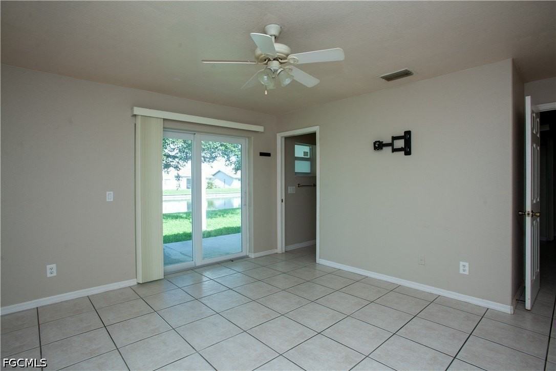 626 Se 13th Pl - Photo 3 of 27